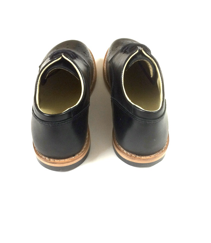 Bobby Shoes Size 24 - 2