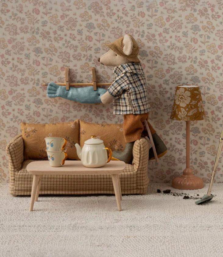 Couch Sofa Mouse
