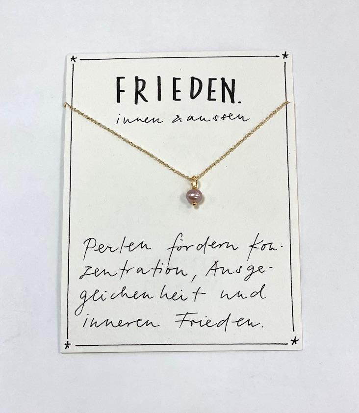Necklace Pearl