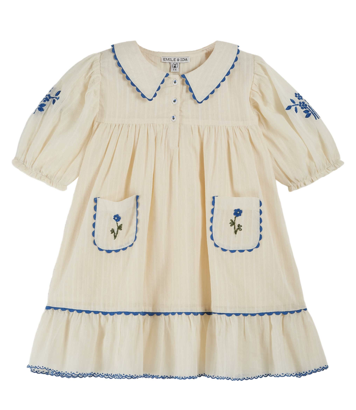 Kleid Bestickt