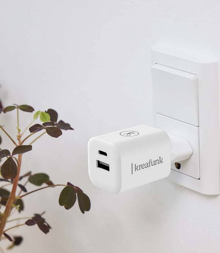 Wall charger aDAPT - 0