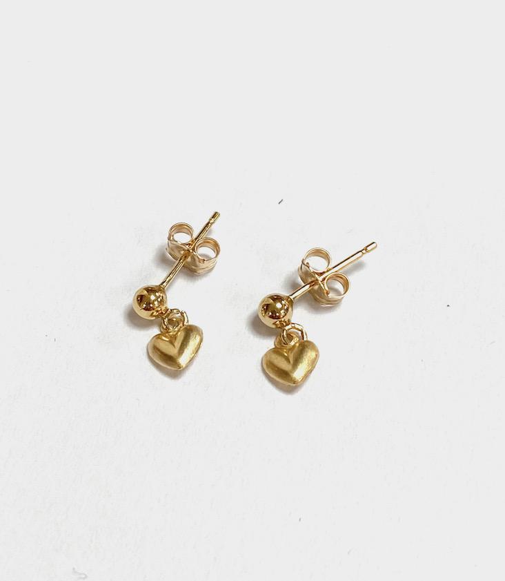 Ear stud heart
