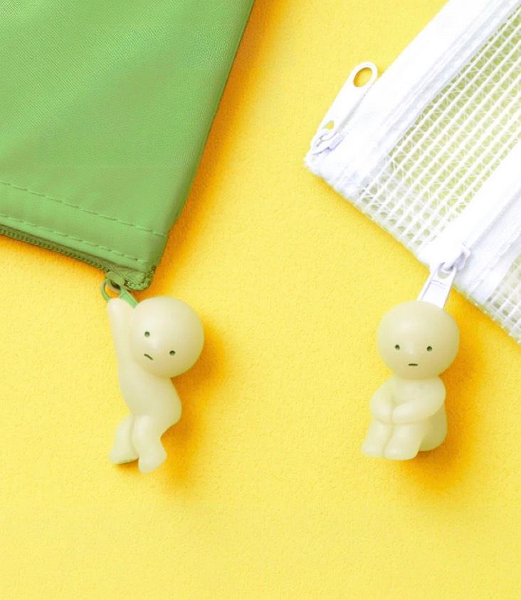 Smiski Zipper Bite Hanging - 1