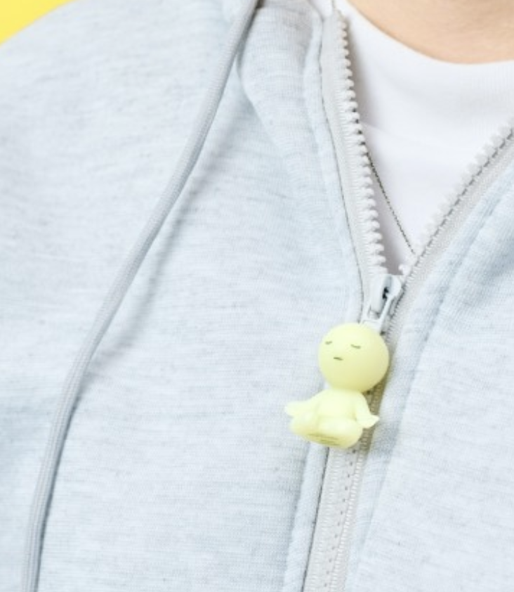 Smiski Zipper Bite Lotus Position - 1