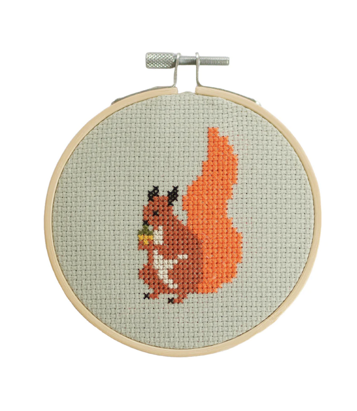 Stitch Kit Squirrel Mini