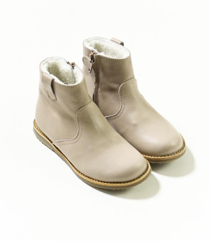 Boot Noa